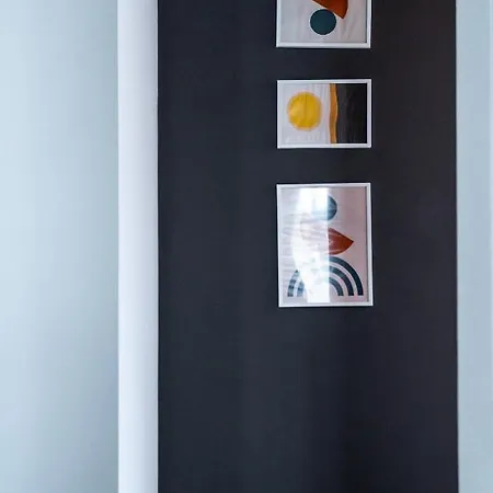 Διαμέρισμα Boutique 2-bedroom In *